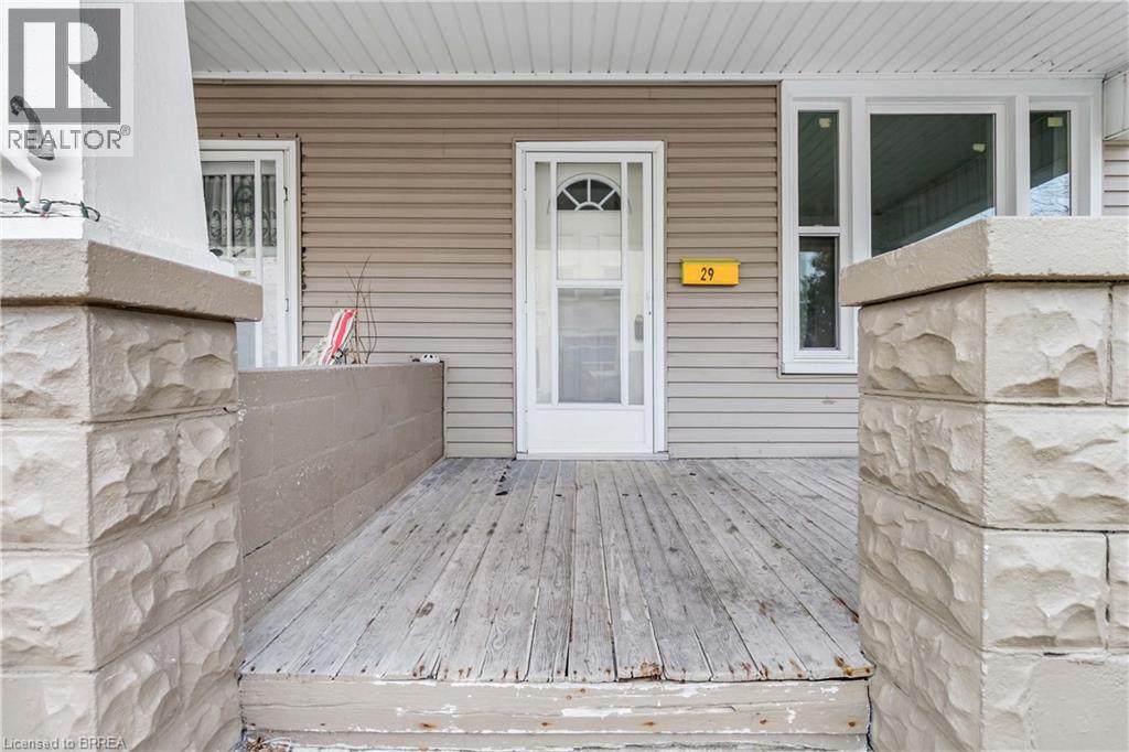 29 London Street, Tillsonburg, Ontario  N4G 2K9 - Photo 4 - 40773800