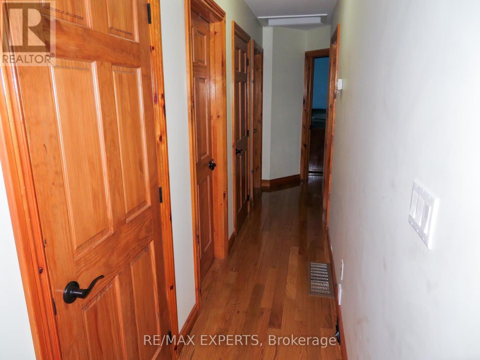 3771 Harry's Lane, Ramara, Ontario  L3V 0L1 - Photo 14 - S12428540