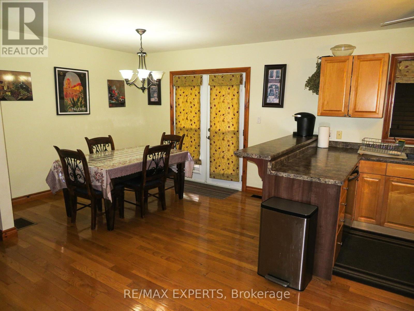 3771 Harry's Lane, Ramara, Ontario  L3V 0L1 - Photo 11 - S12428540