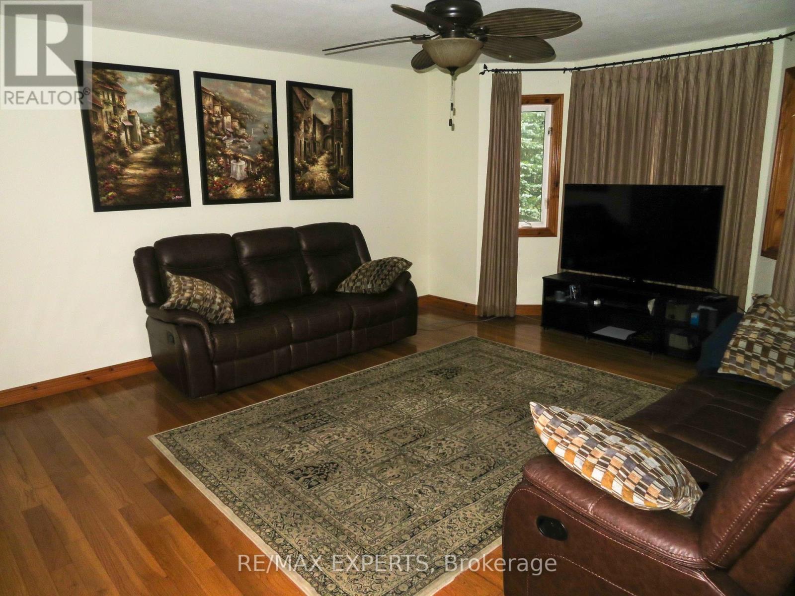 3771 Harry's Lane, Ramara, Ontario  L3V 0L1 - Photo 34 - S12428540