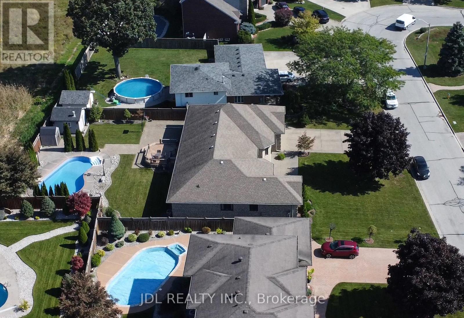 12356 Charlene Lane, Tecumseh, Ontario  N9K 1B1 - Photo 17 - X12427660