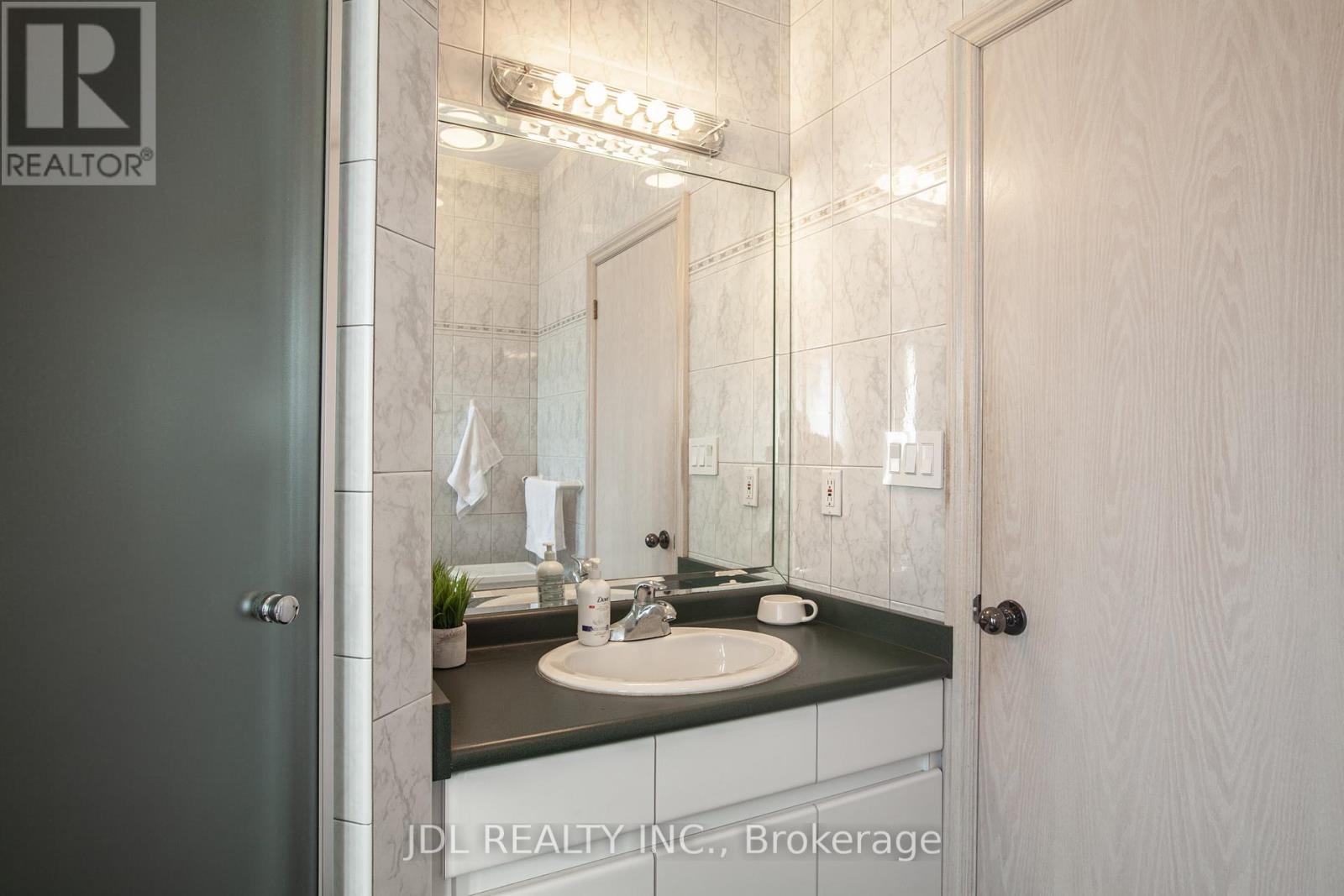 12356 Charlene Lane, Tecumseh, Ontario  N9K 1B1 - Photo 27 - X12427660