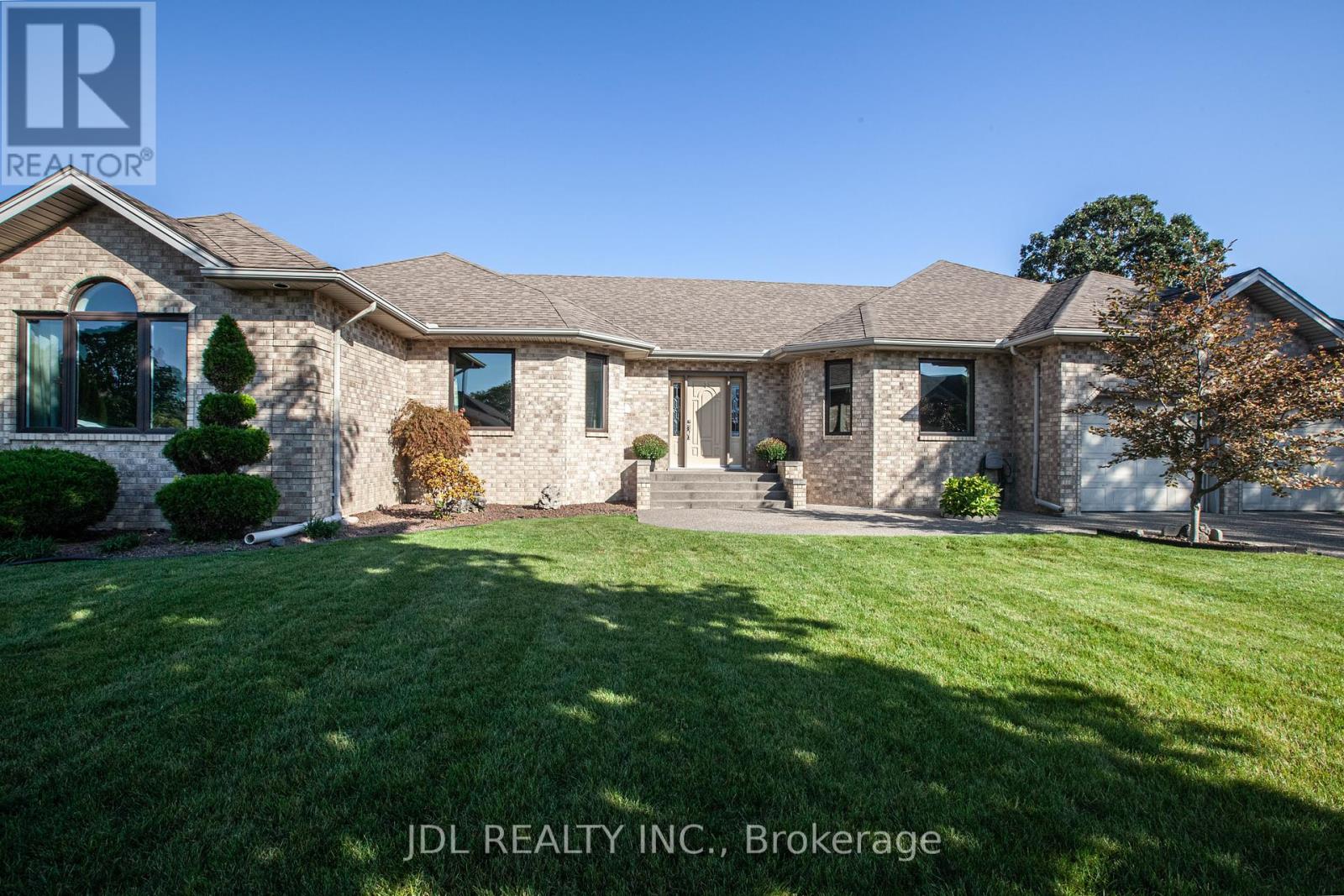 12356 Charlene Lane, Tecumseh, Ontario  N9K 1B1 - Photo 43 - X12427660