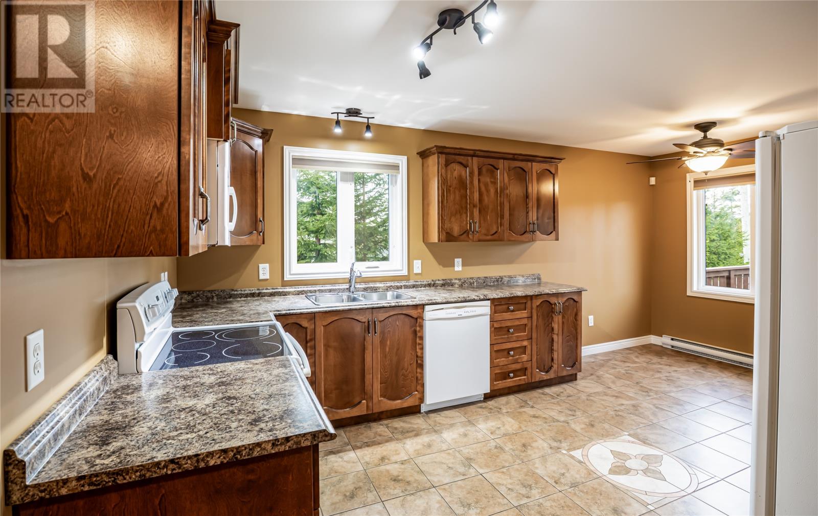 1800 Topsail Road, Paradise, Newfoundland & Labrador  A1L 1Y7 - Photo 6 - 1290830