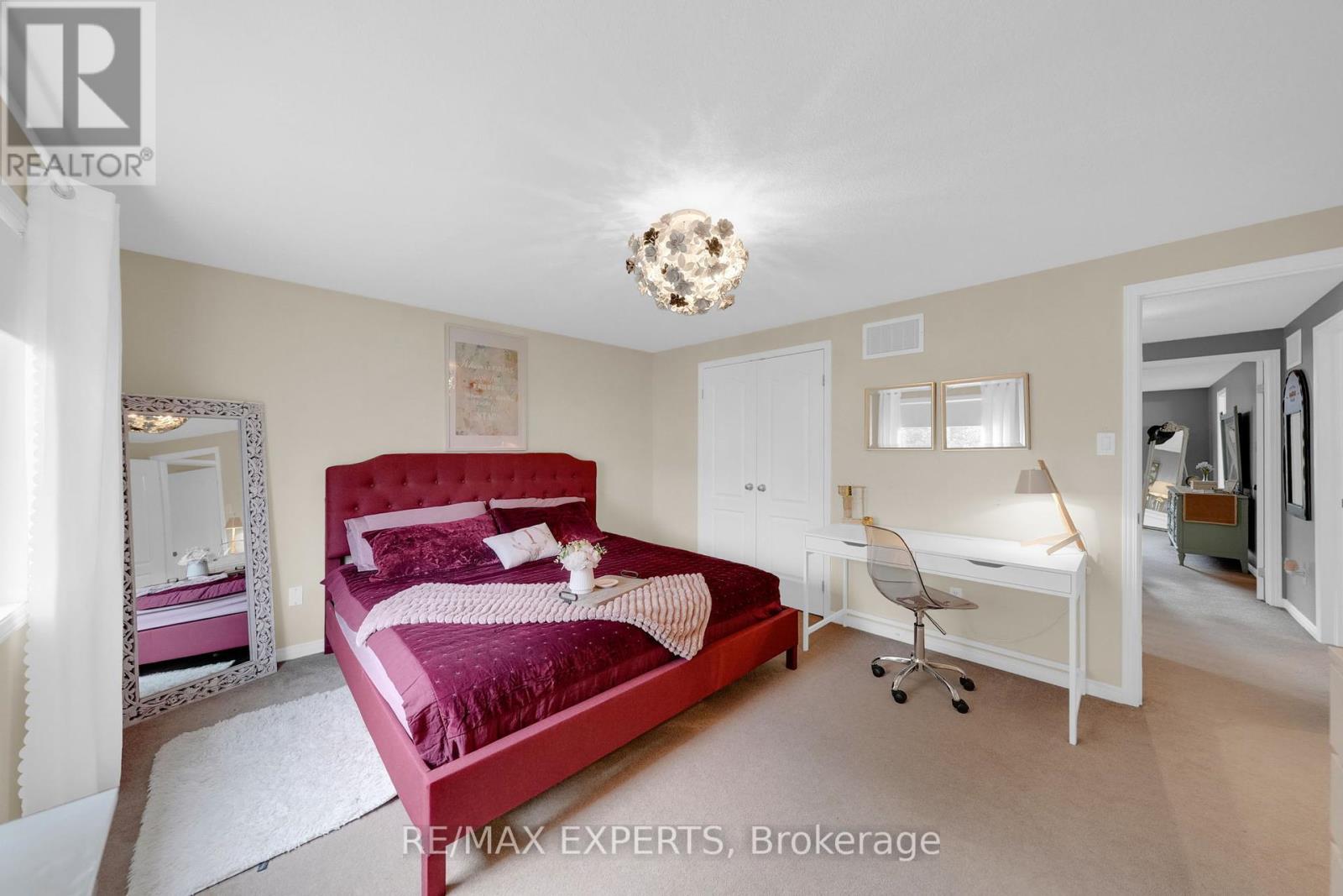79 Shephard Avenue, New Tecumseth, Ontario  L9R 2G3 - Photo 33 - N12420685