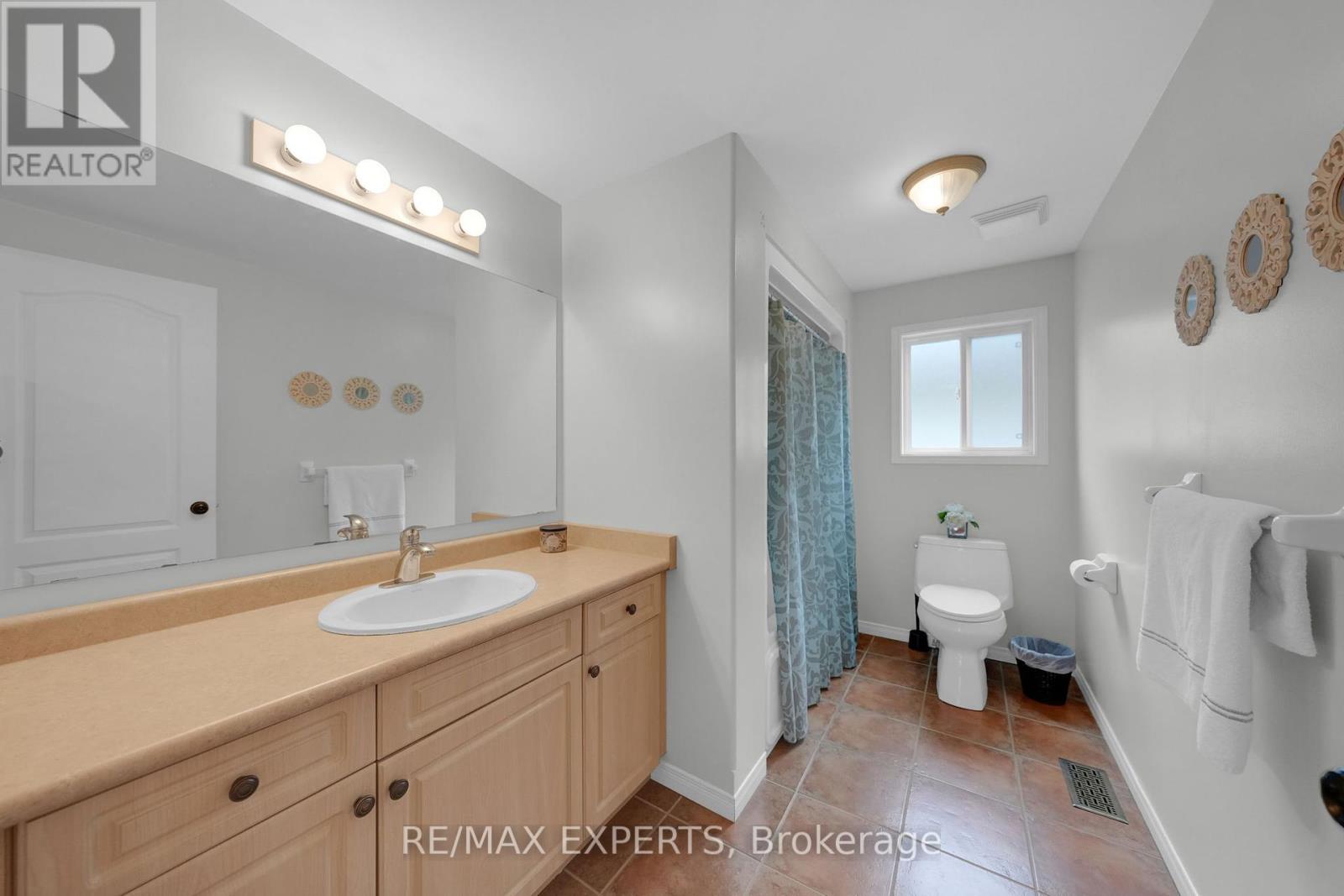 79 Shephard Avenue, New Tecumseth, Ontario  L9R 2G3 - Photo 29 - N12420685