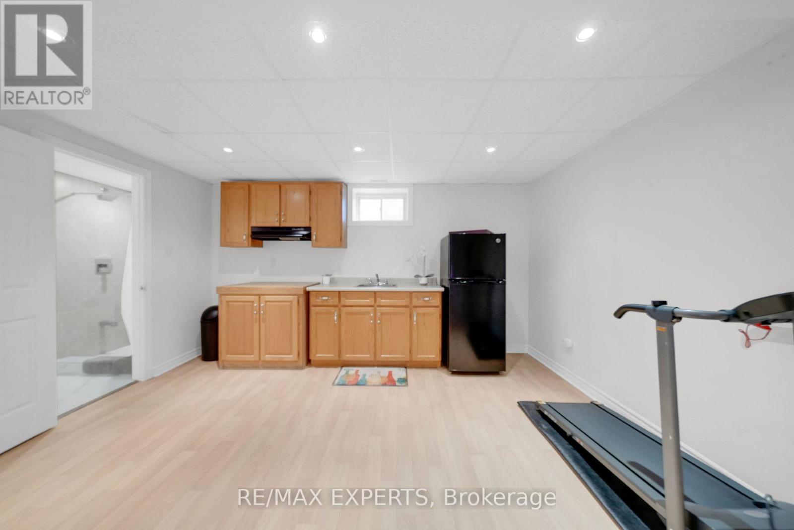 79 Shephard Avenue, New Tecumseth, Ontario  L9R 2G3 - Photo 36 - N12420685