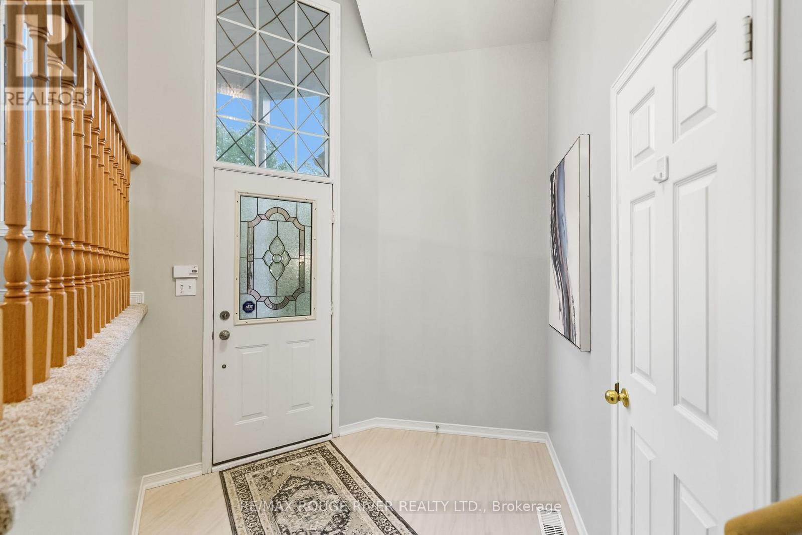 1050 Ridgemount Boulevard, Oshawa, Ontario  L1K 2K7 - Photo 5 - E12428765
