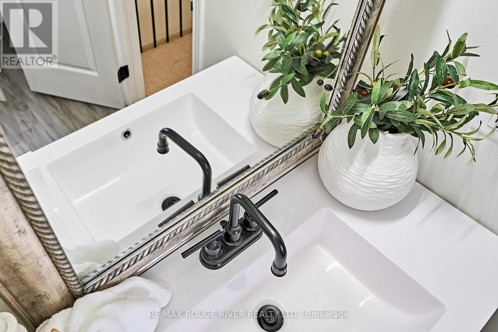 418 Grange Court, Oshawa, Ontario  L1G 7J1 - Photo 39 - E12428801