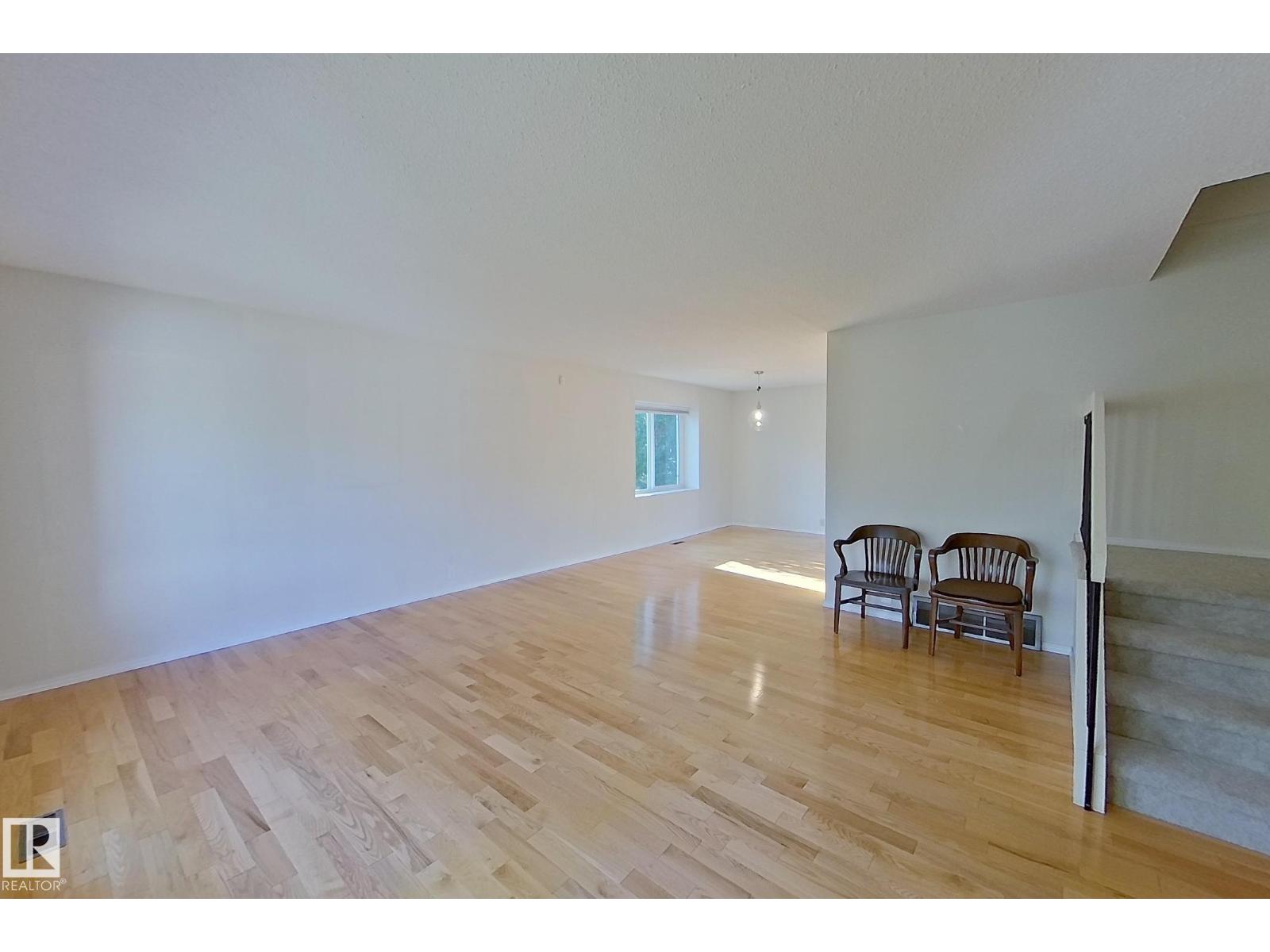 59 Woodcrest Av, St. Albert, Alberta  T8N 3H8 - Photo 4 - E4459650