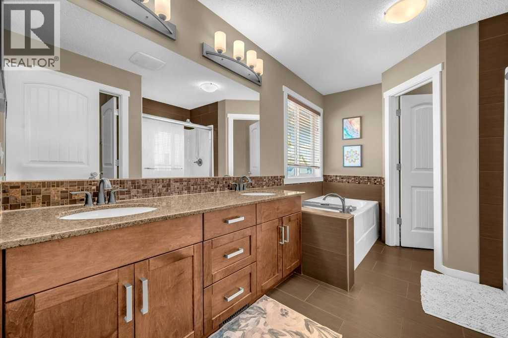 1186 Kings Heights Way Se, Airdrie, Alberta  T4A 0S4 - Photo 24 - A2253628