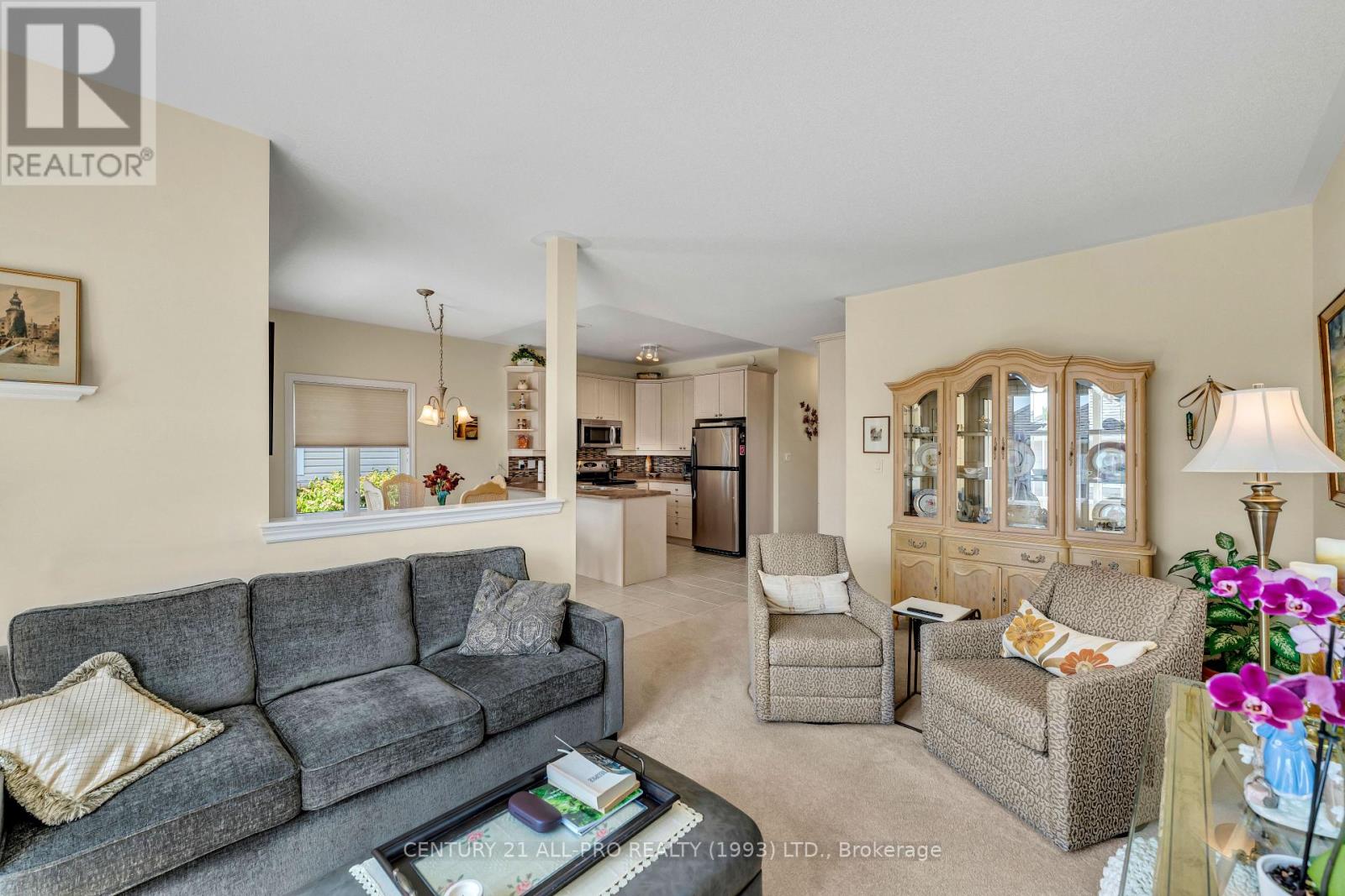 745 Prince Of Wales Drive, Cobourg, Ontario  K9A 5X9 - Photo 12 - X12428810