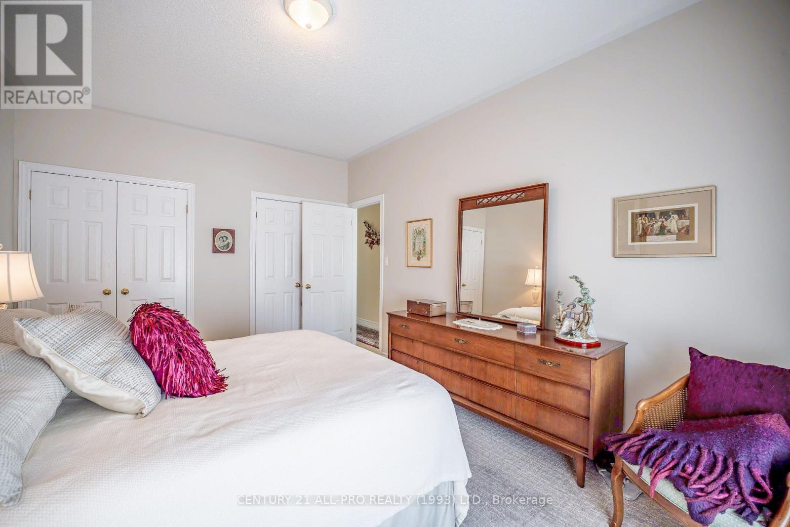 745 Prince Of Wales Drive, Cobourg, Ontario  K9A 5X9 - Photo 17 - X12428810