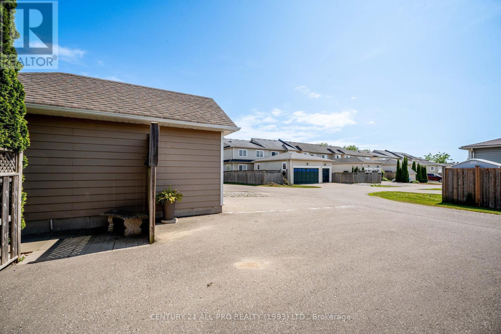 745 Prince Of Wales Drive, Cobourg, Ontario  K9A 5X9 - Photo 32 - X12428810