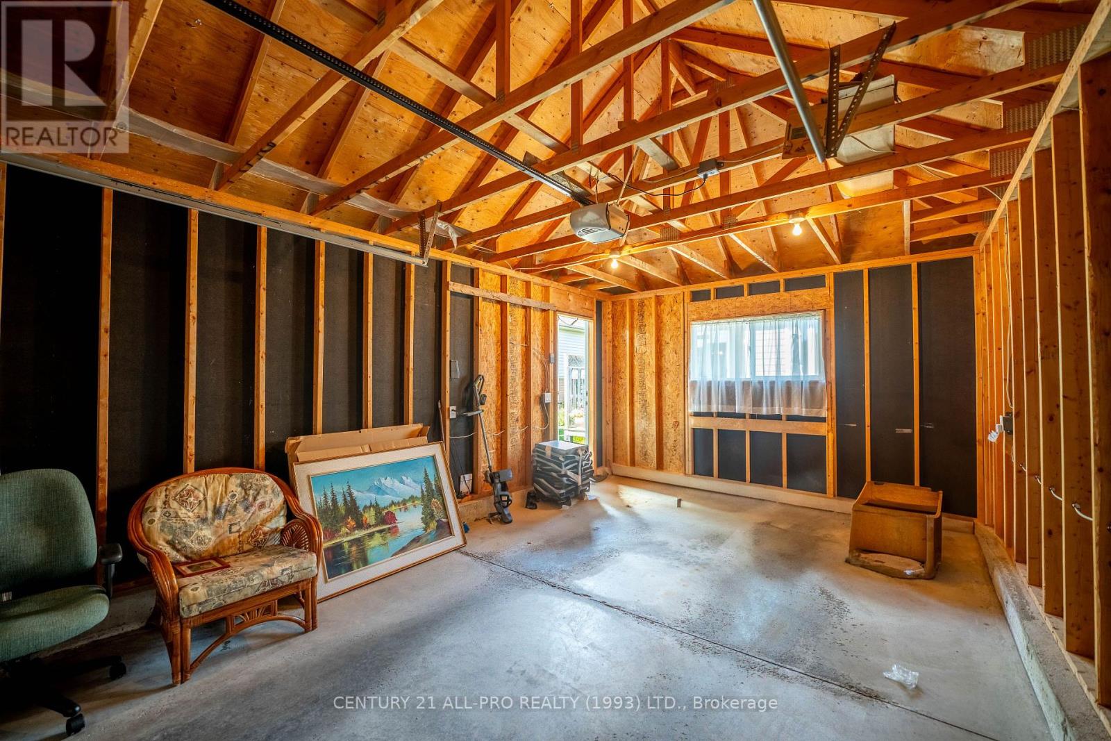 745 Prince Of Wales Drive, Cobourg, Ontario  K9A 5X9 - Photo 34 - X12428810