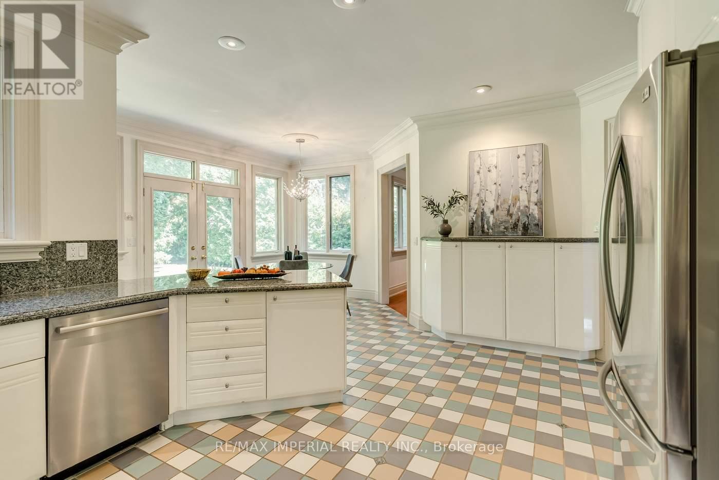 270 Spring Garden Avenue, Toronto, Ontario  M2N 3G9 - Photo 17 - C12428627
