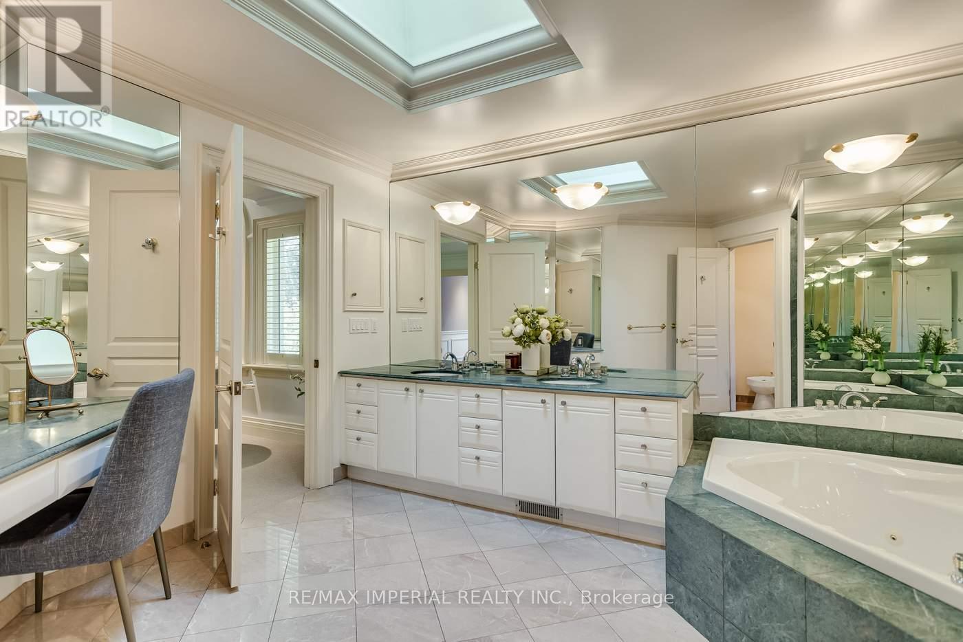 270 Spring Garden Avenue, Toronto, Ontario  M2N 3G9 - Photo 32 - C12428627
