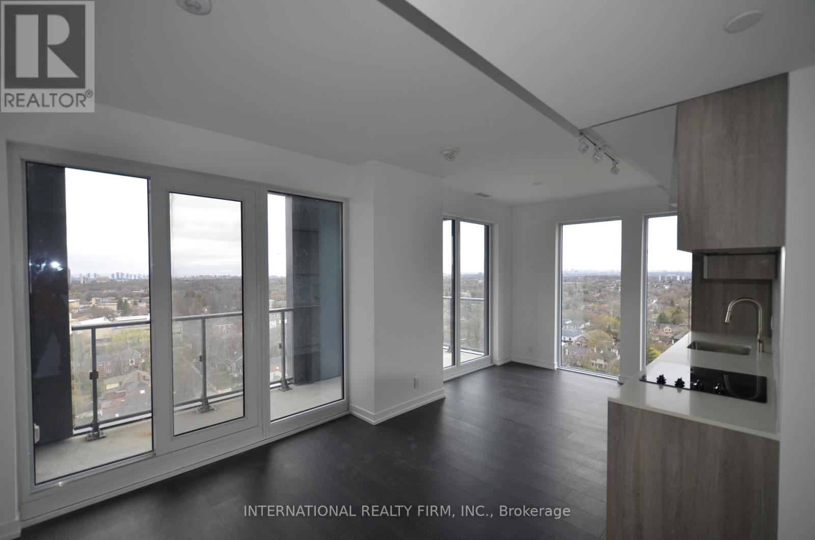 1705 - 2020 Bathurst Street, Toronto, Ontario  M5P 3L1 - Photo 1 - C12428633
