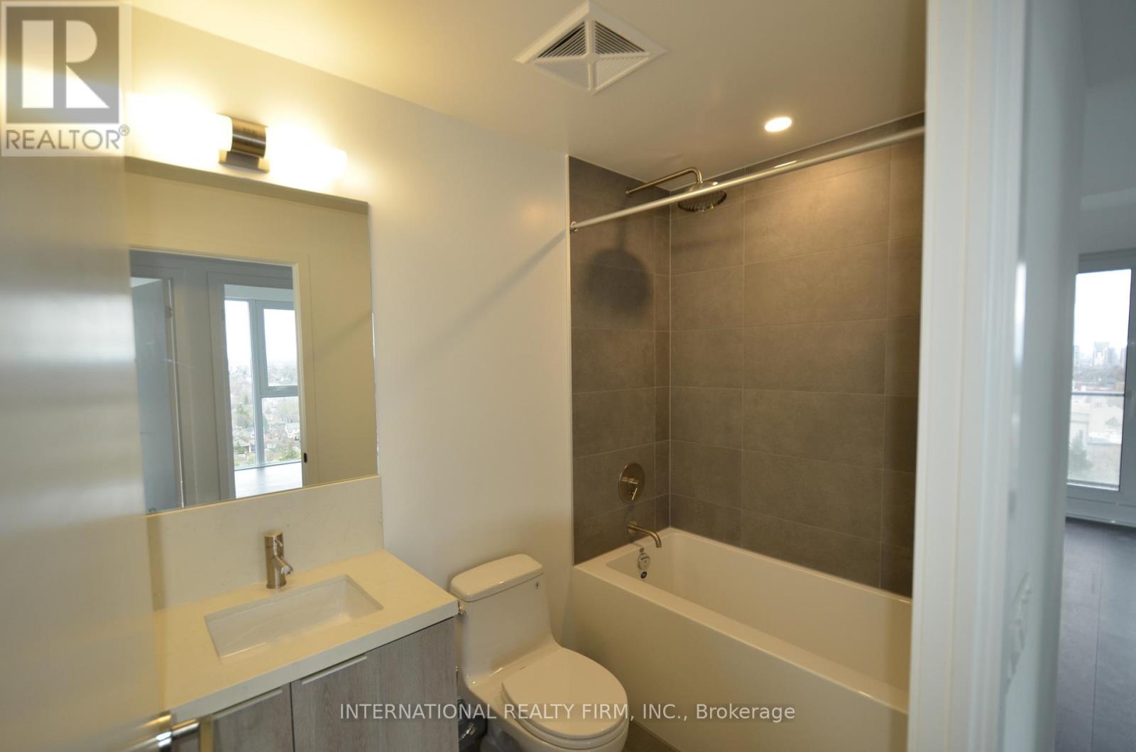 1705 - 2020 Bathurst Street, Toronto, Ontario  M5P 3L1 - Photo 12 - C12428633