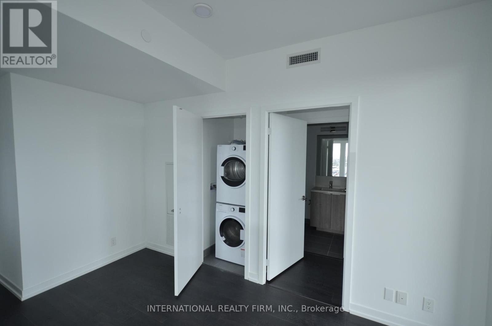 1705 - 2020 Bathurst Street, Toronto, Ontario  M5P 3L1 - Photo 5 - C12428633