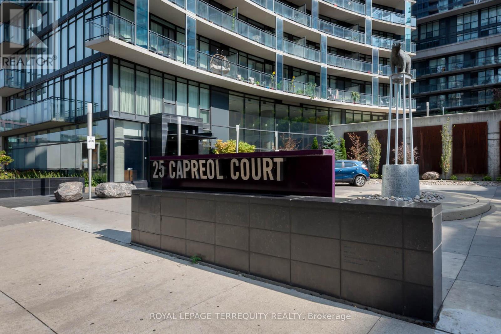 303 - 25 Capreol Court, Toronto, Ontario  M5V 3Z7 - Photo 3 - C12428661