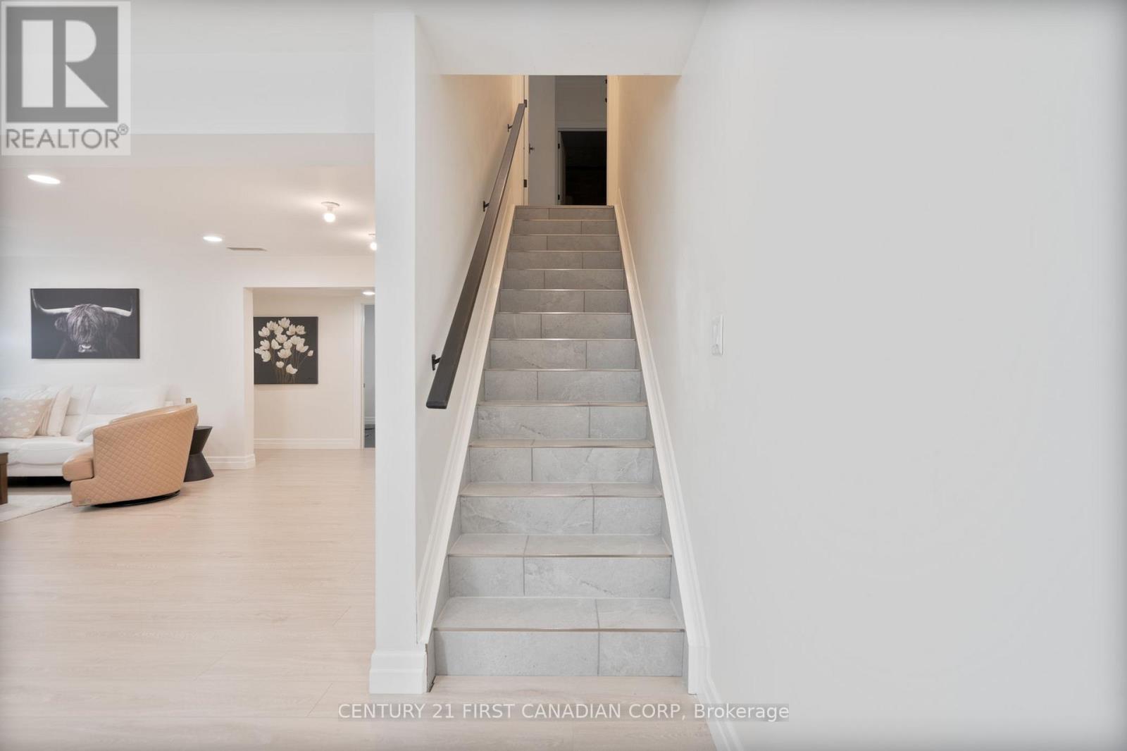 161 Collins Way, Strathroy-Caradoc, Ontario  N7G 3H3 - Photo 22 - X12428672