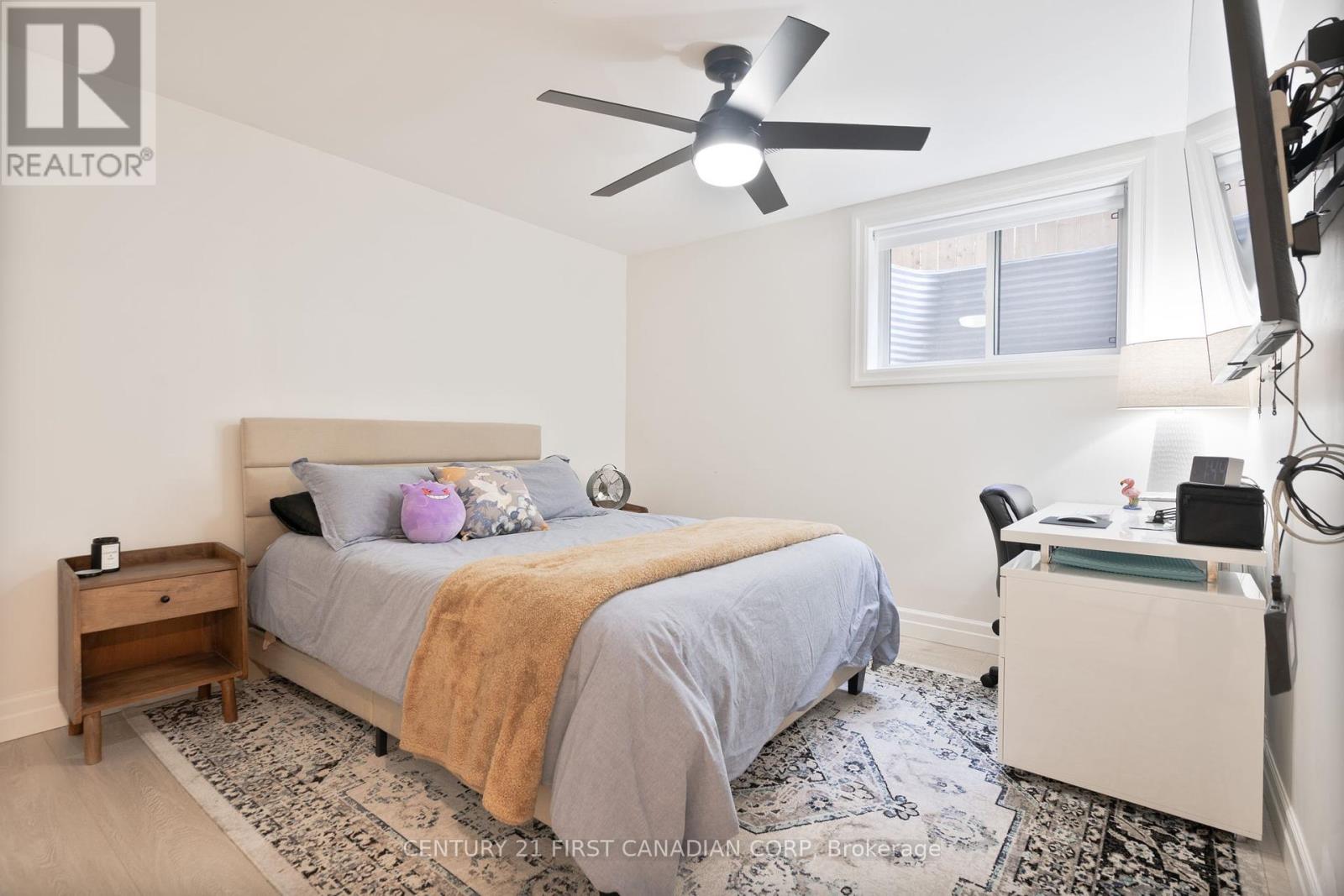 161 Collins Way, Strathroy-Caradoc, Ontario  N7G 3H3 - Photo 26 - X12428672