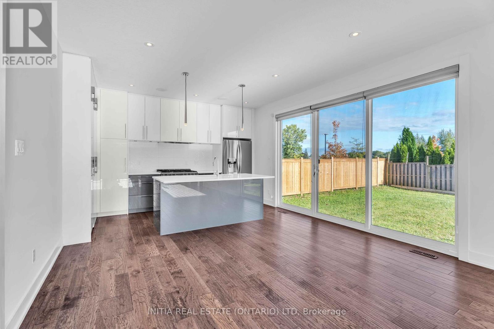 115 South Carriage Road, London North, Ontario  N6H 0C6 - Photo 11 - X12428701