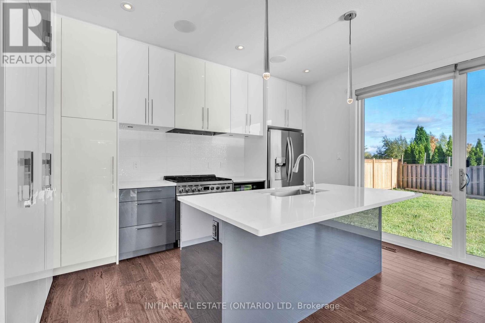 115 South Carriage Road, London North, Ontario  N6H 0C6 - Photo 14 - X12428701