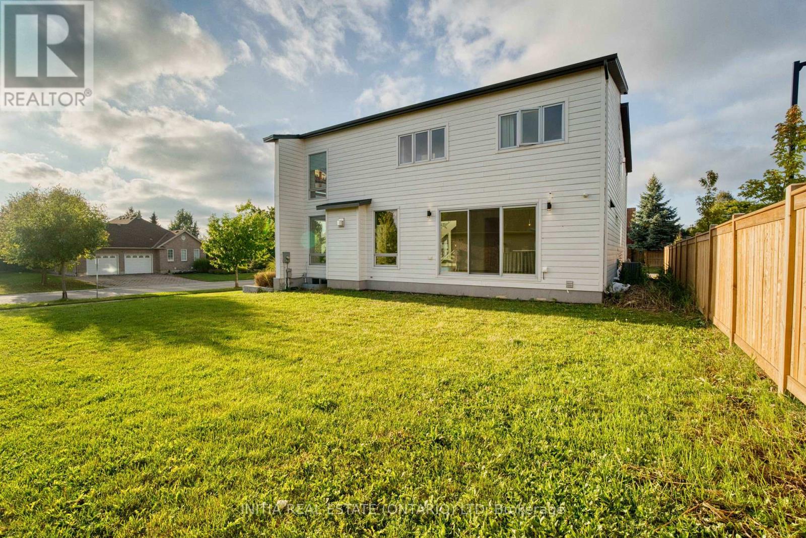115 South Carriage Road, London North, Ontario  N6H 0C6 - Photo 34 - X12428701