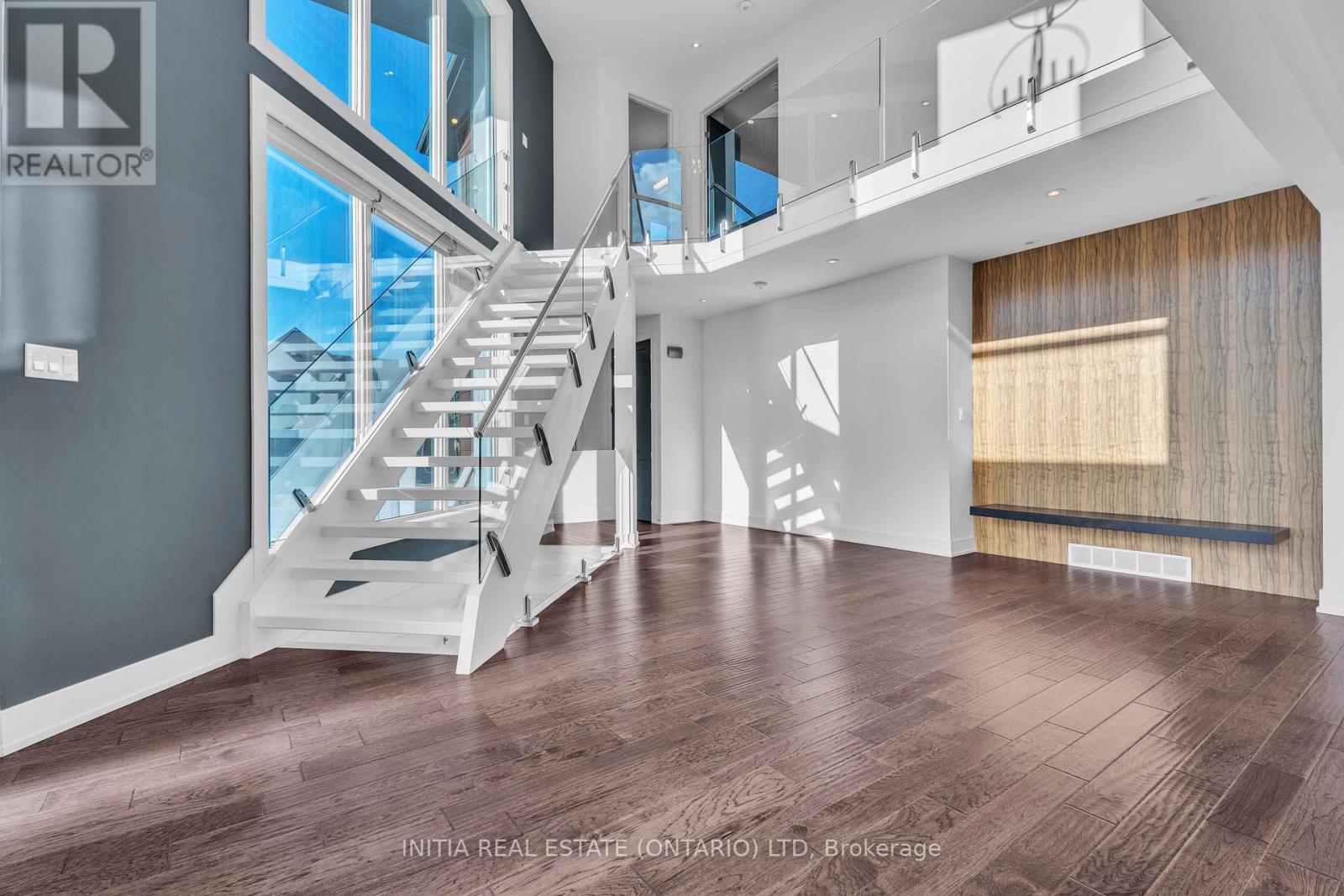 115 South Carriage Road, London North, Ontario  N6H 0C6 - Photo 6 - X12428701