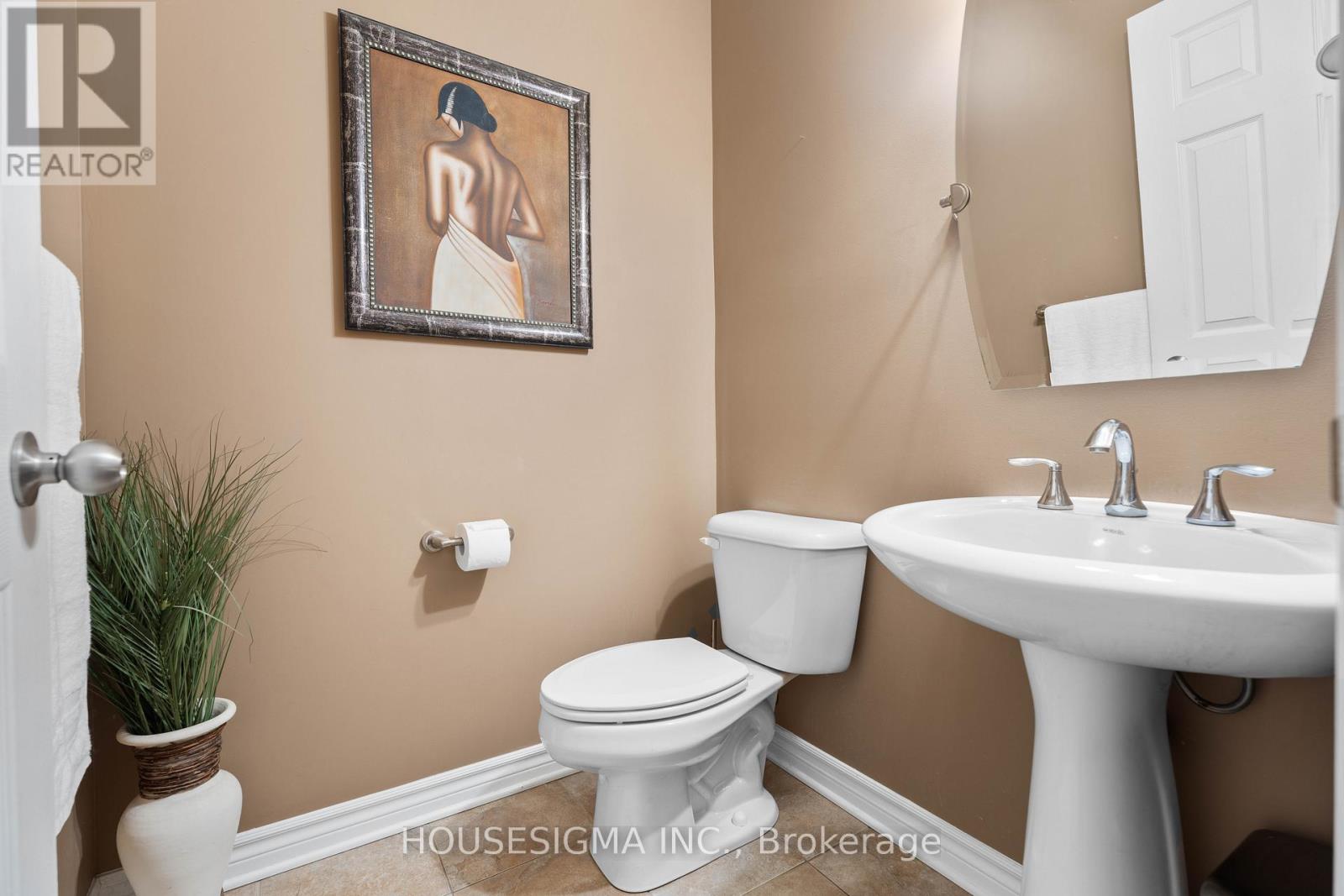 2203 Wickerson Road, London South, Ontario  N6K 0C3 - Photo 18 - X12428713