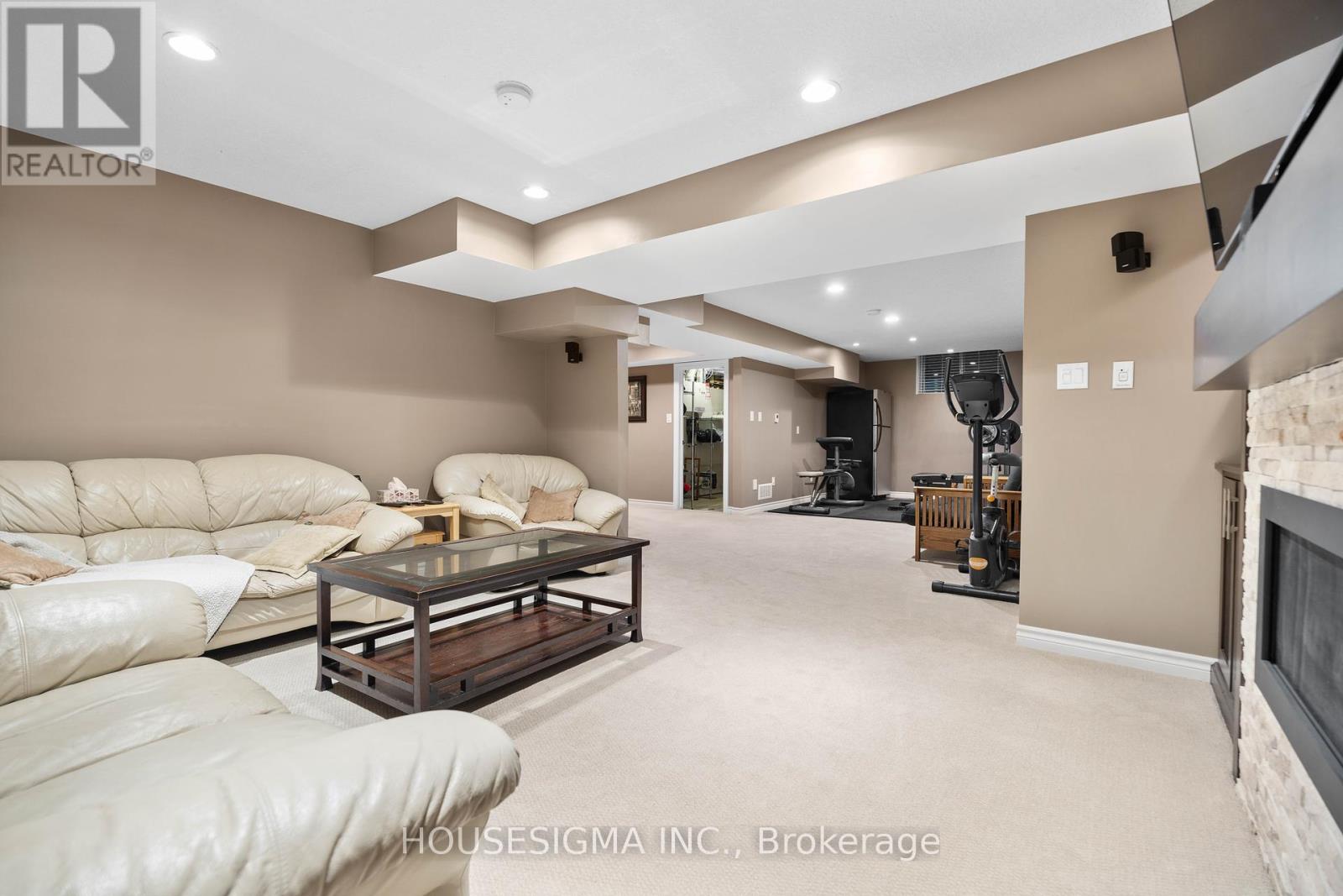 2203 Wickerson Road, London South, Ontario  N6K 0C3 - Photo 32 - X12428713