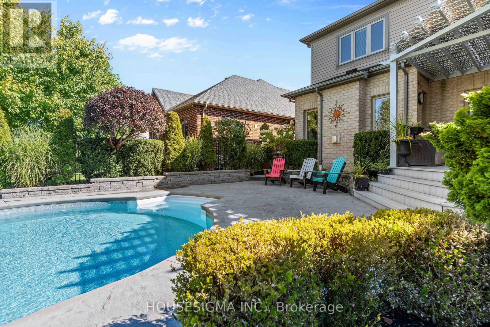 2203 Wickerson Road, London South, Ontario  N6K 0C3 - Photo 42 - X12428713
