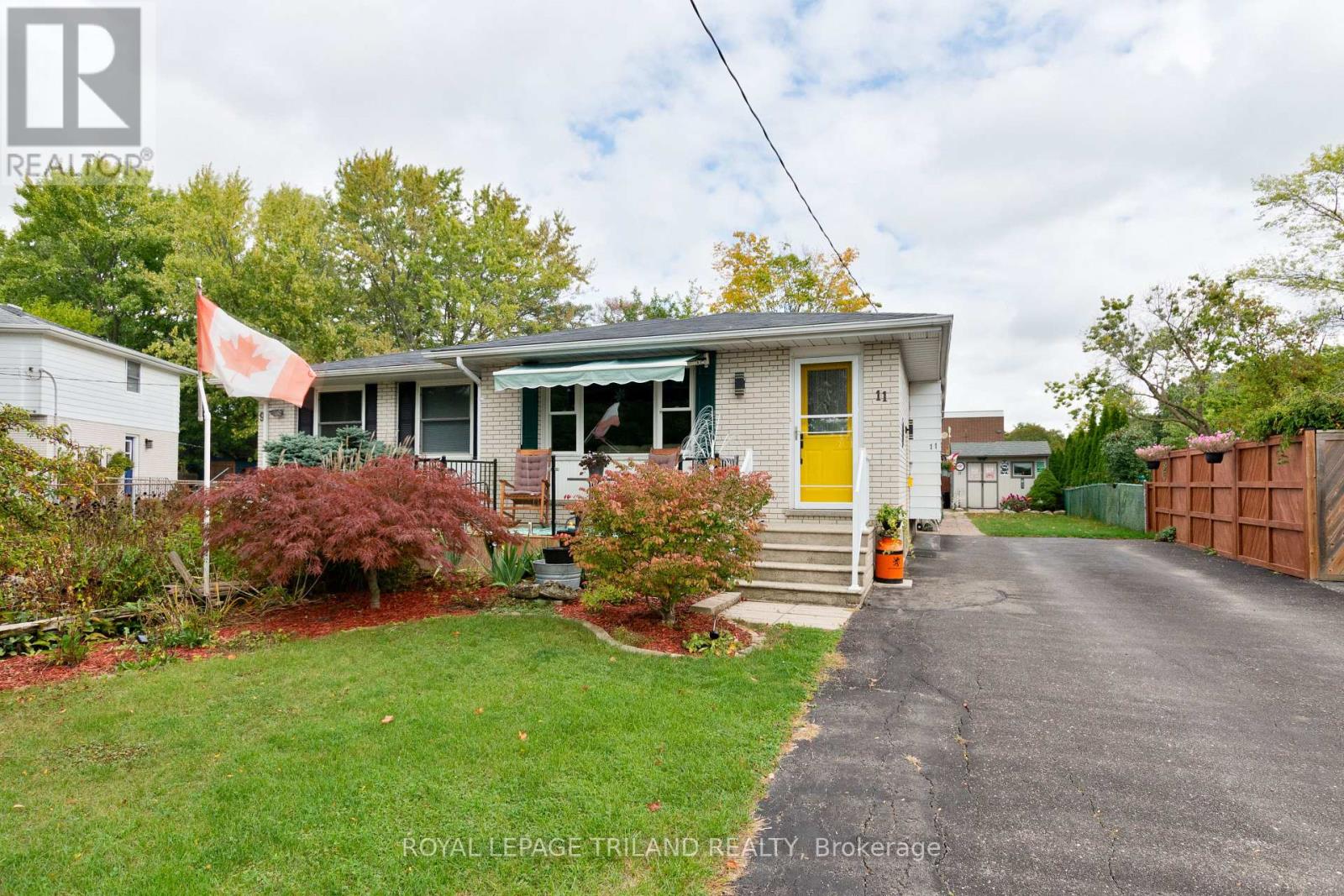 11 Gregory Place, St. Thomas, Ontario  N5R 4S4 - Photo 1 - X12428745