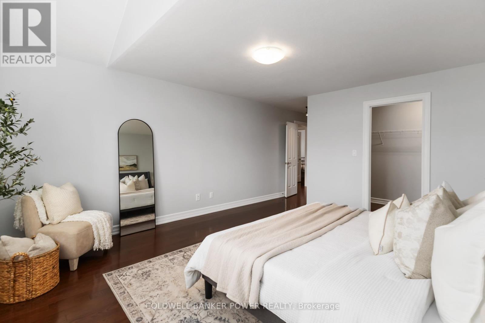 2098 Logans Run, London South, Ontario  N6K 0B3 - Photo 26 - X12428748