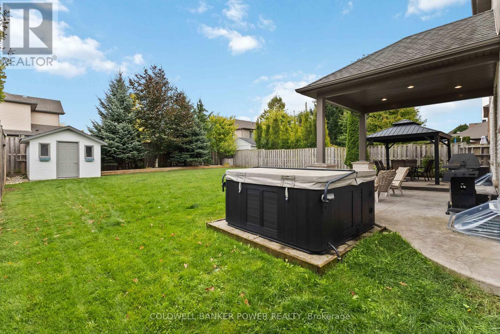 2098 Logans Run, London South, Ontario  N6K 0B3 - Photo 47 - X12428748