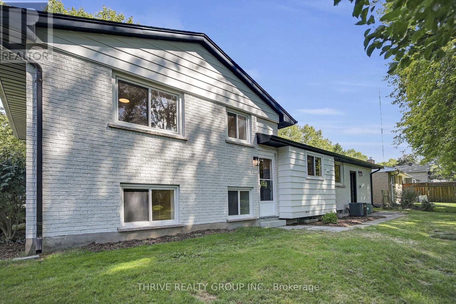 553 Viscount Road, London South, Ontario  N6J 2Y1 - Photo 31 - X12428772