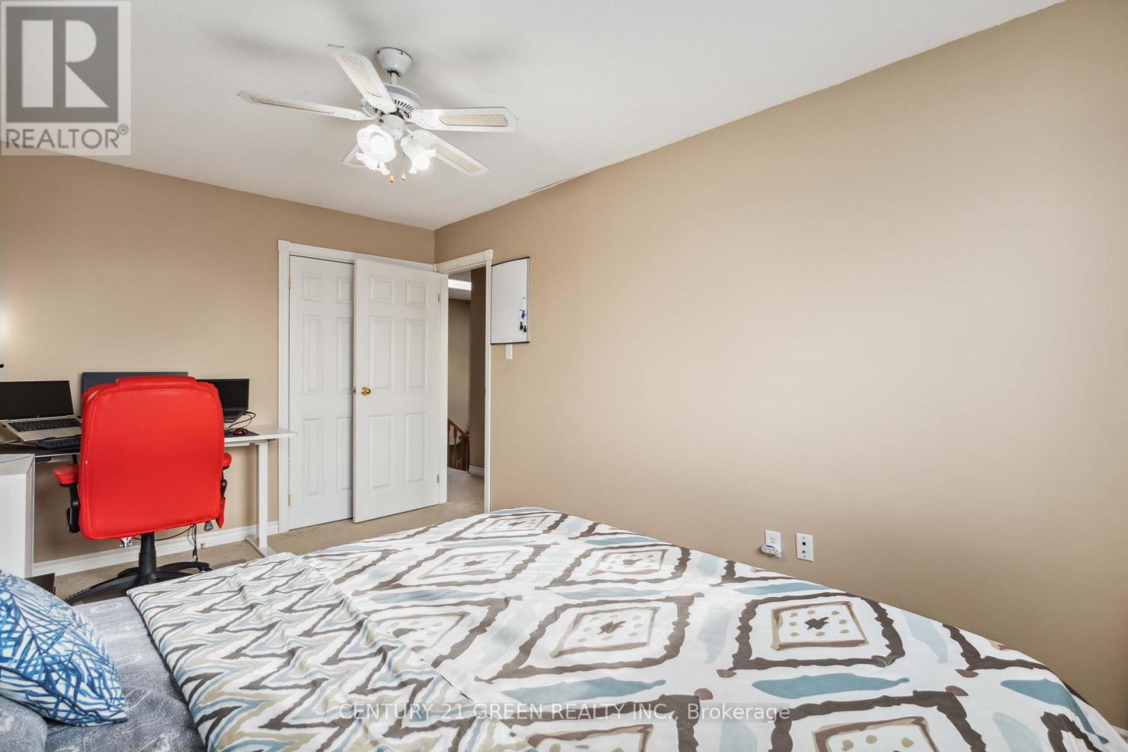 Main & 2nd Floor - 662 Grandview Drive, Oshawa, Ontario  L1H 8J3 - Photo 14 - E12428610