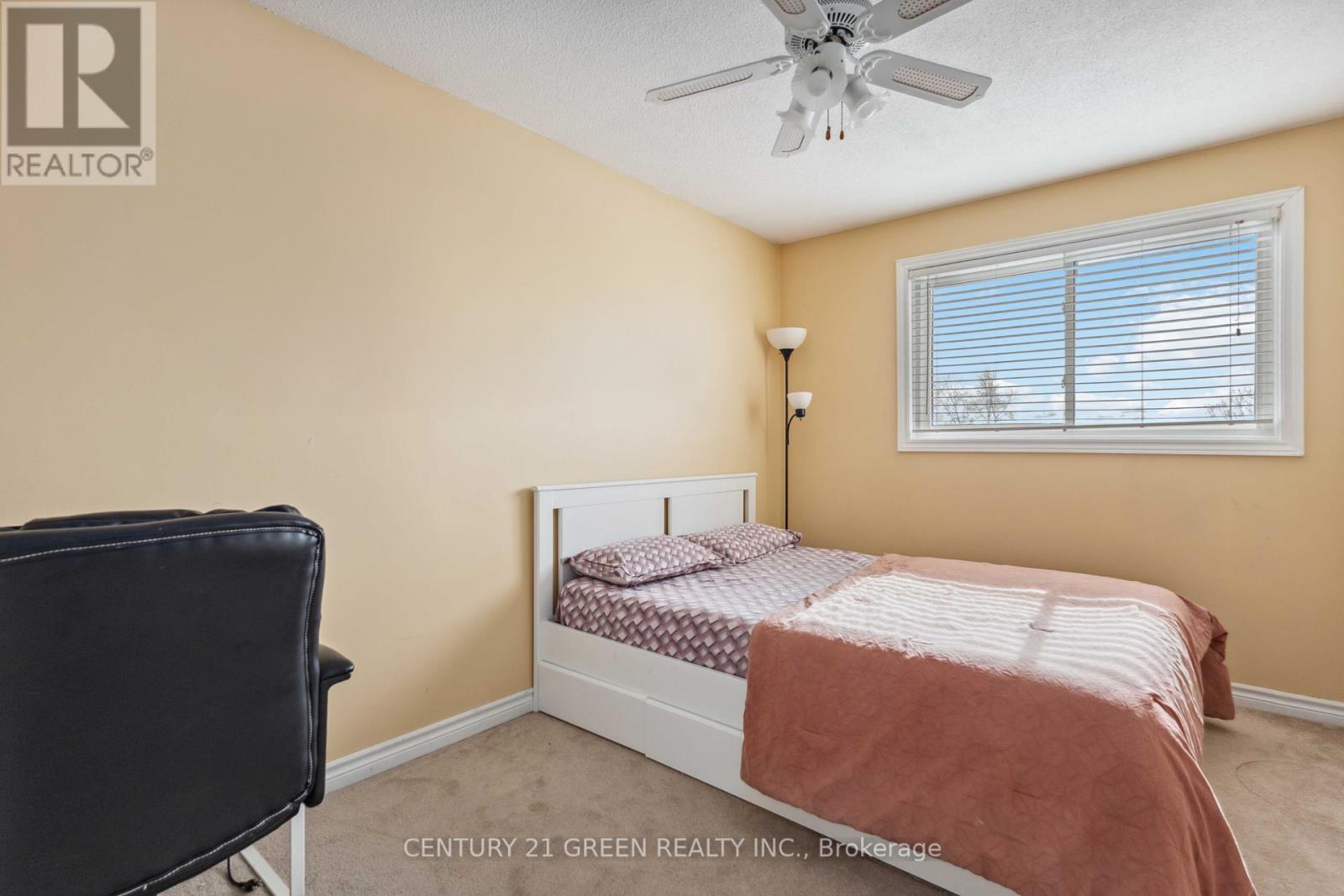 Main & 2nd Floor - 662 Grandview Drive, Oshawa, Ontario  L1H 8J3 - Photo 15 - E12428610