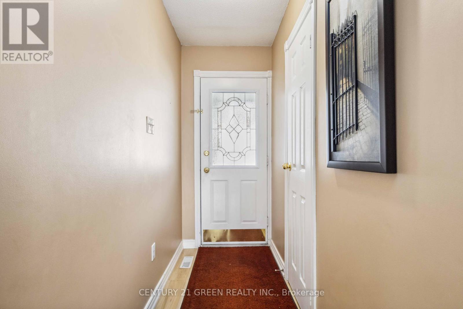 Main & 2nd Floor - 662 Grandview Drive, Oshawa, Ontario  L1H 8J3 - Photo 2 - E12428610