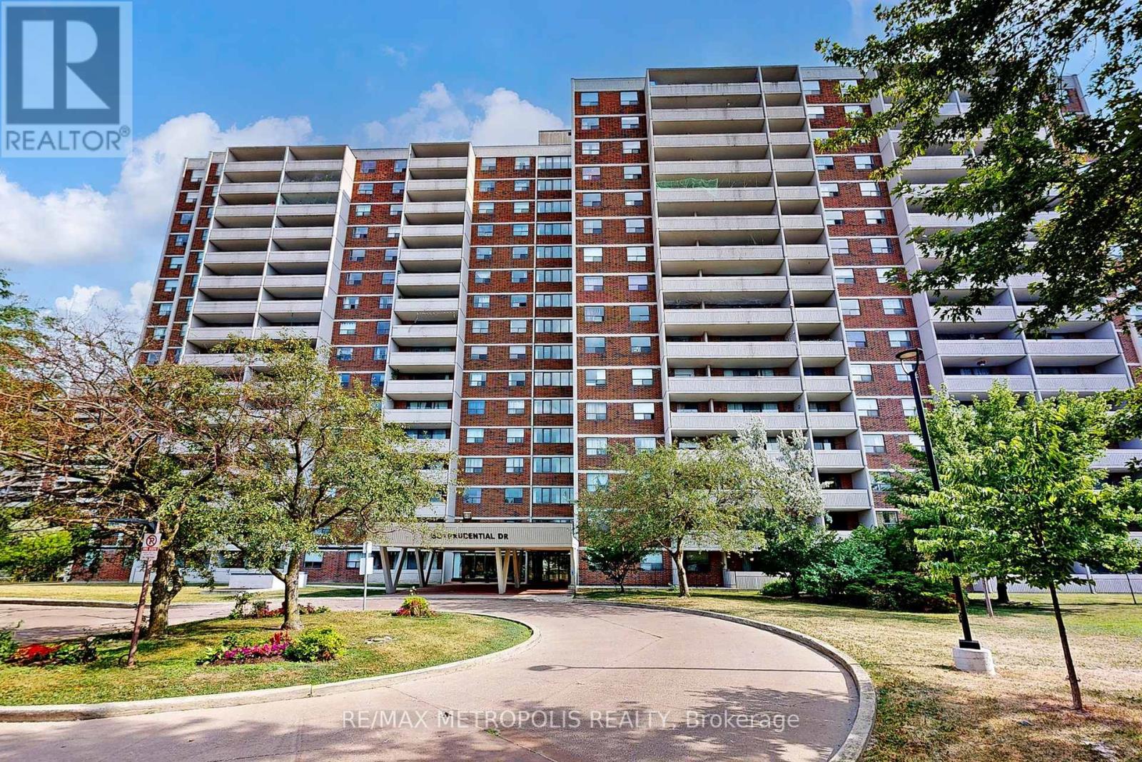 602 - 301 Prudential Drive, Toronto, Ontario  M1P 4V3 - Photo 4 - E12428625