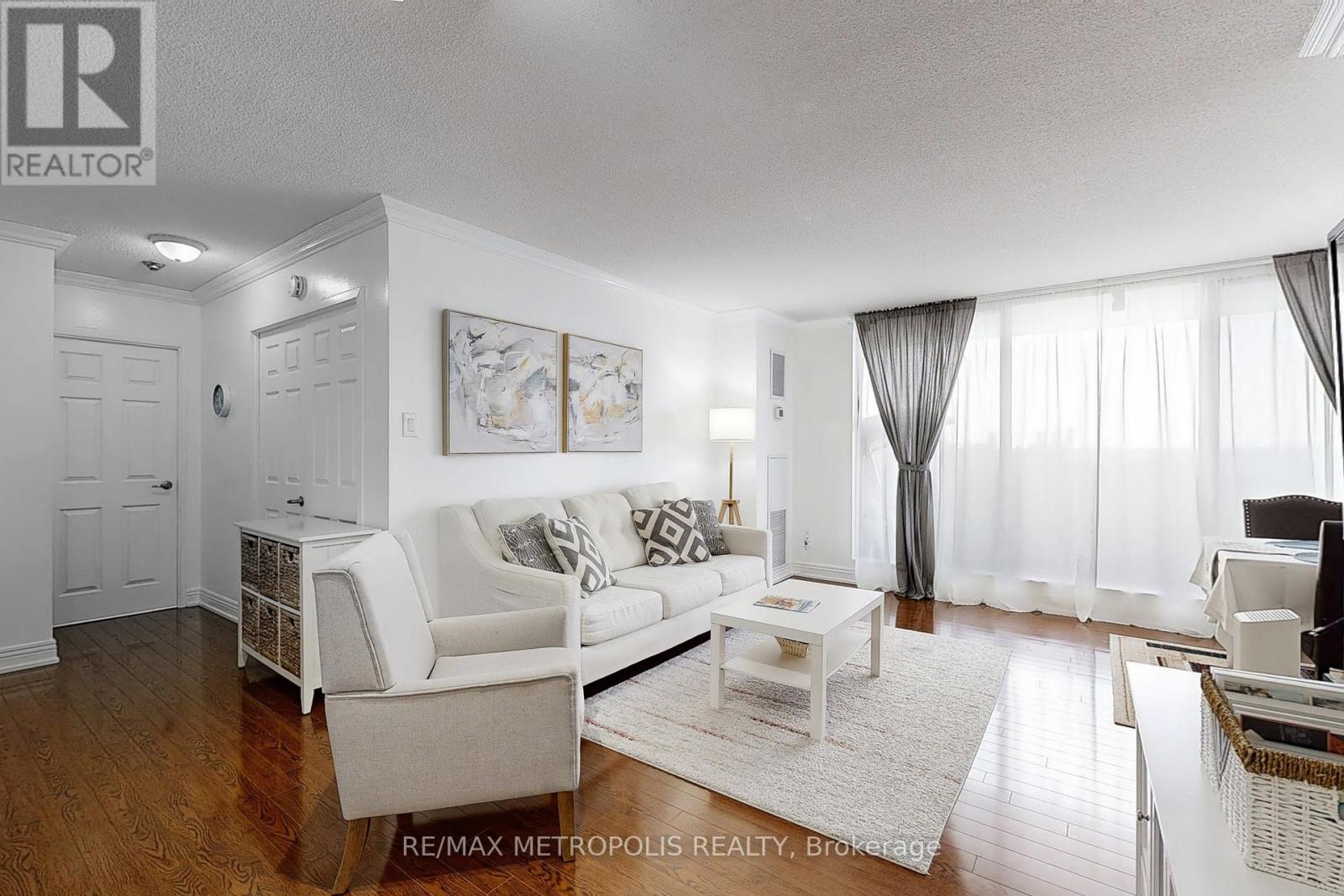 602 - 301 Prudential Drive, Toronto, Ontario  M1P 4V3 - Photo 7 - E12428625