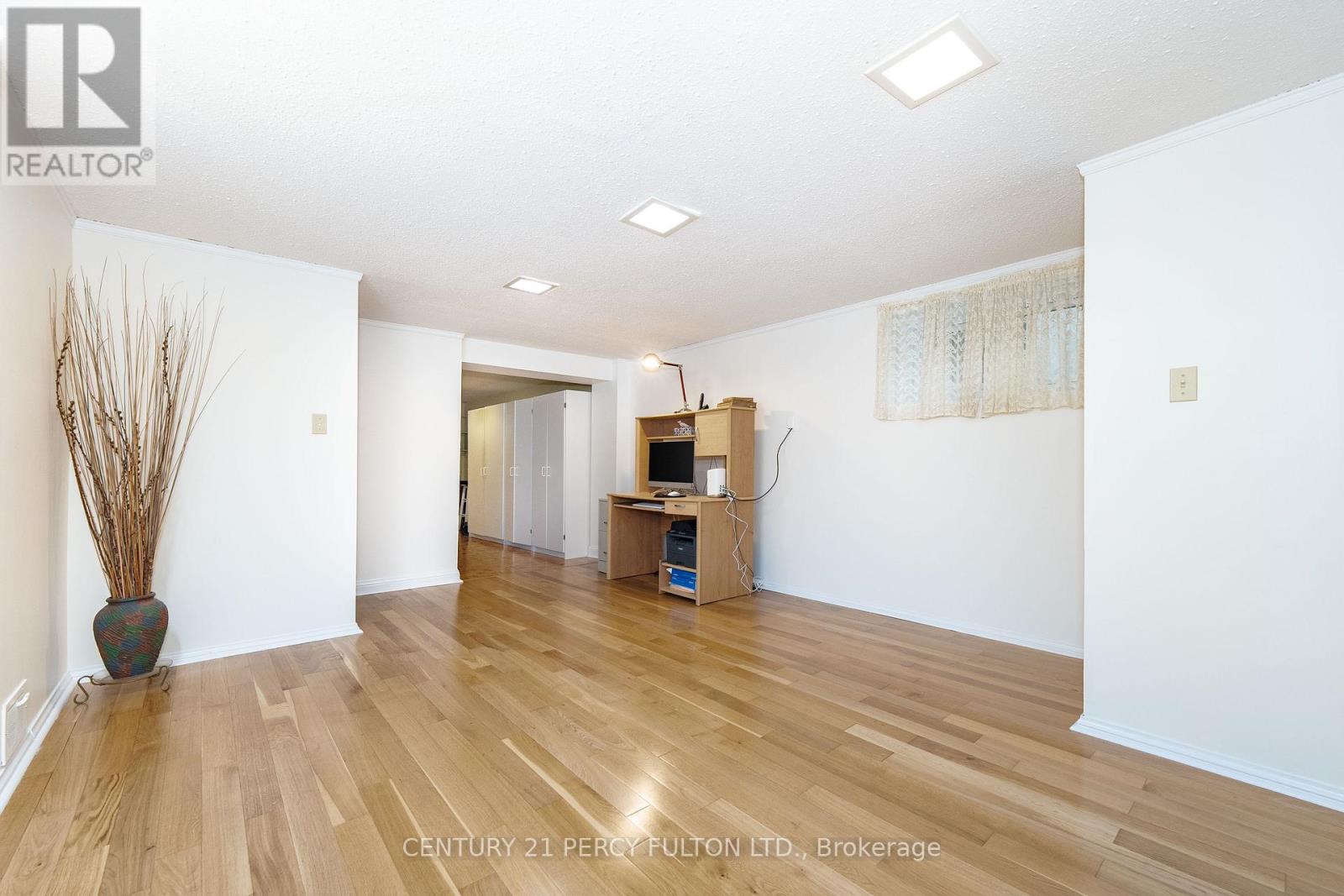 67 Orton Park Road, Toronto, Ontario  M1G 3G7 - Photo 17 - E12428626