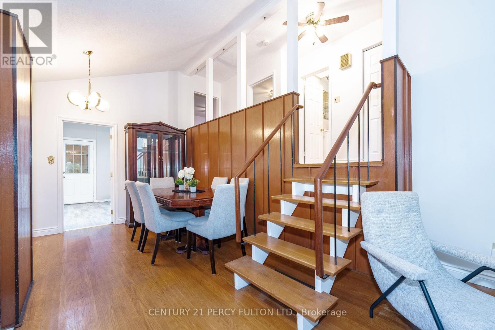 67 Orton Park Road, Toronto, Ontario  M1G 3G7 - Photo 5 - E12428626