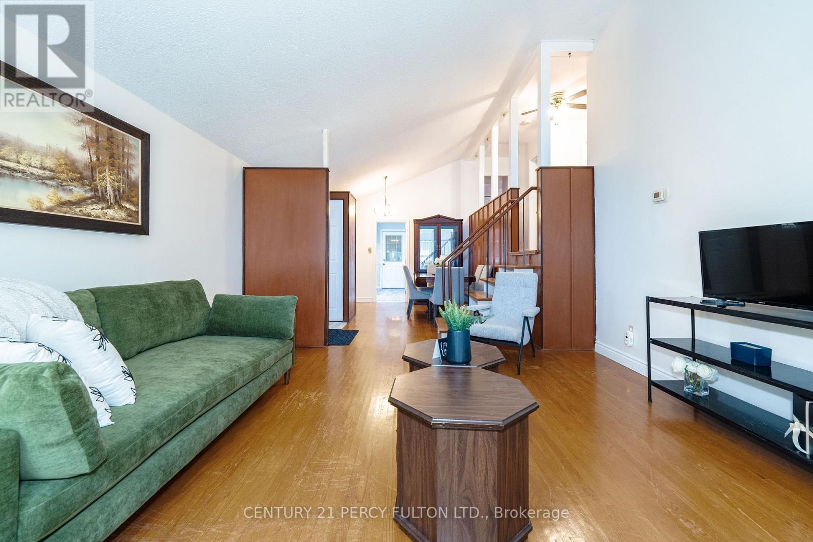 67 Orton Park Road, Toronto, Ontario  M1G 3G7 - Photo 6 - E12428626