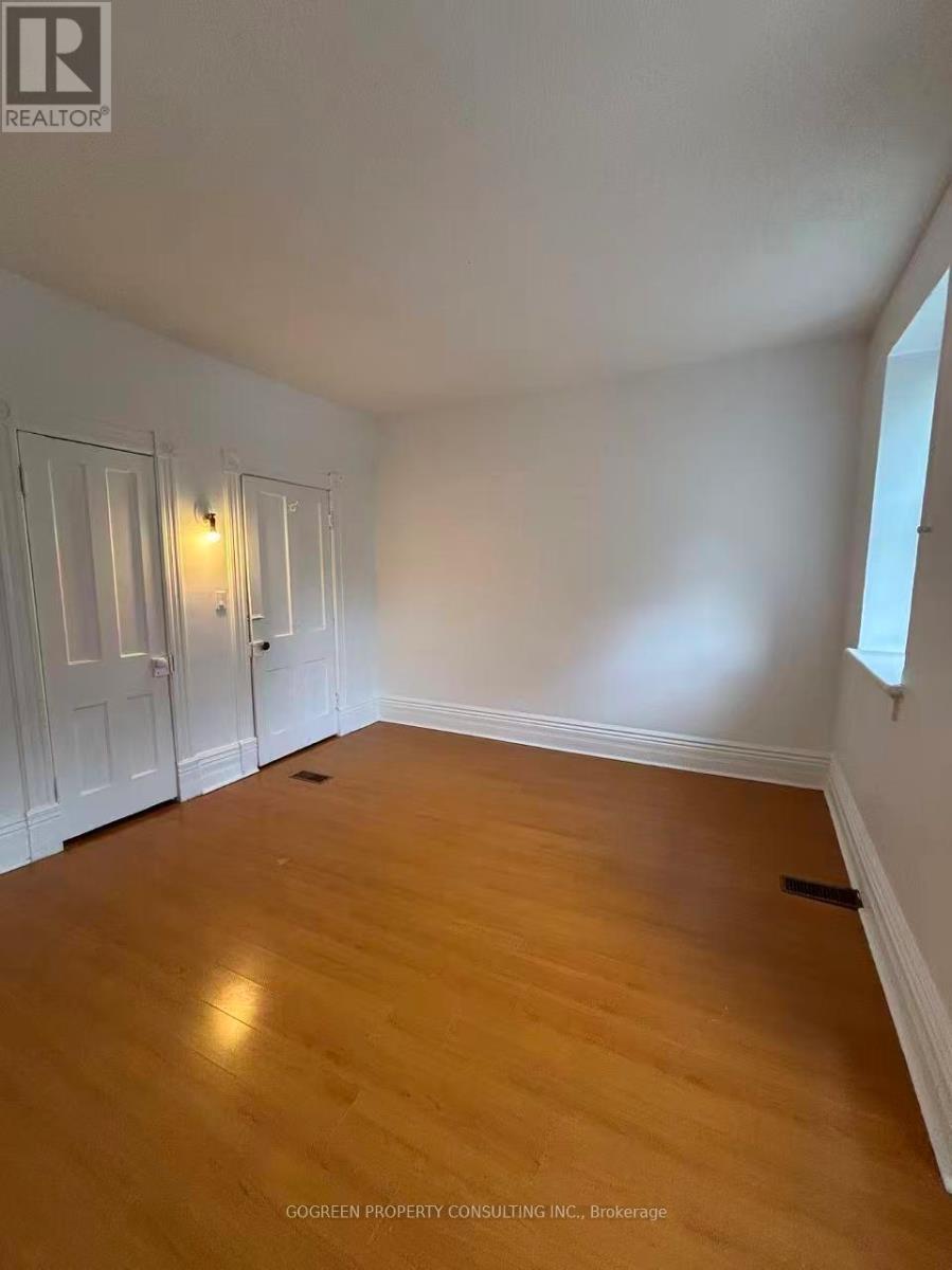 182 Boulton Avenue, Toronto, Ontario  M4M 2J9 - Photo 11 - E12428651