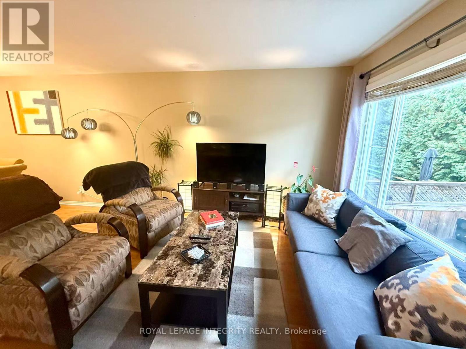 3 Ipswich Terrace, Ottawa, Ontario  K2K 3K4 - Photo 8 - X12428698