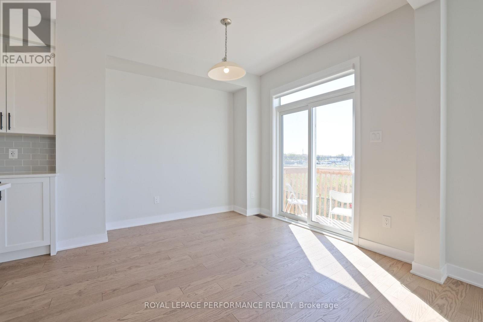 116 Main Halyard Lane, Ottawa, Ontario  K2J 7B6 - Photo 11 - X12428738