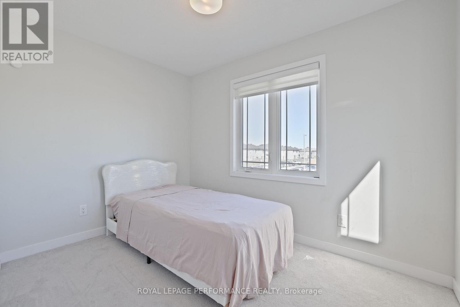116 Main Halyard Lane, Ottawa, Ontario  K2J 7B6 - Photo 18 - X12428738